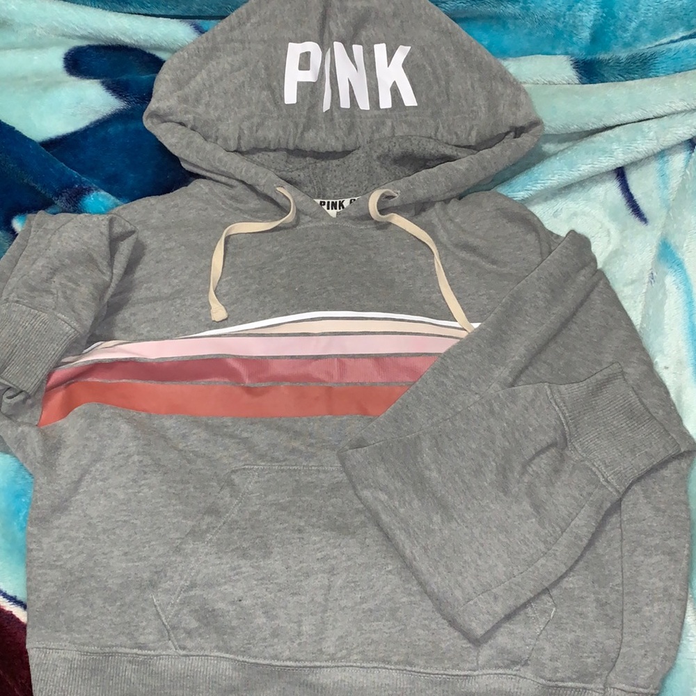 cropped pink hoodie
